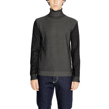 Black Viscose Turtleneck