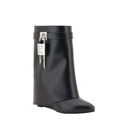 Black Calf Leather Bos Taurus Ankle Boots