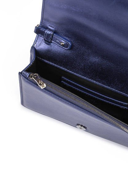 Metal blue GT patent leather bag with chain